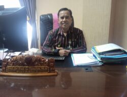 Terkait Administrasi,Keuangan Dan SDM UNDANA : Ini Pesan Profesor Paul Tamelan.